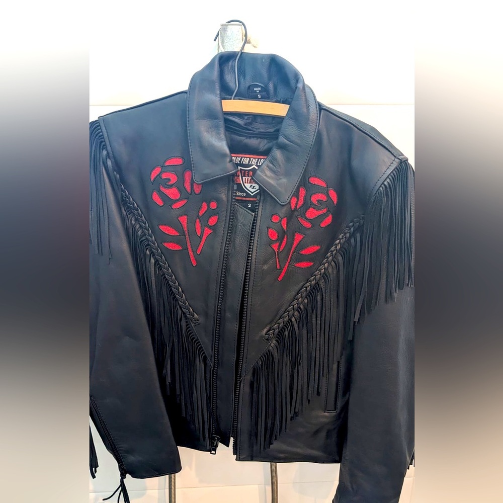 Woman’s leather motorcycle jacket and pants set